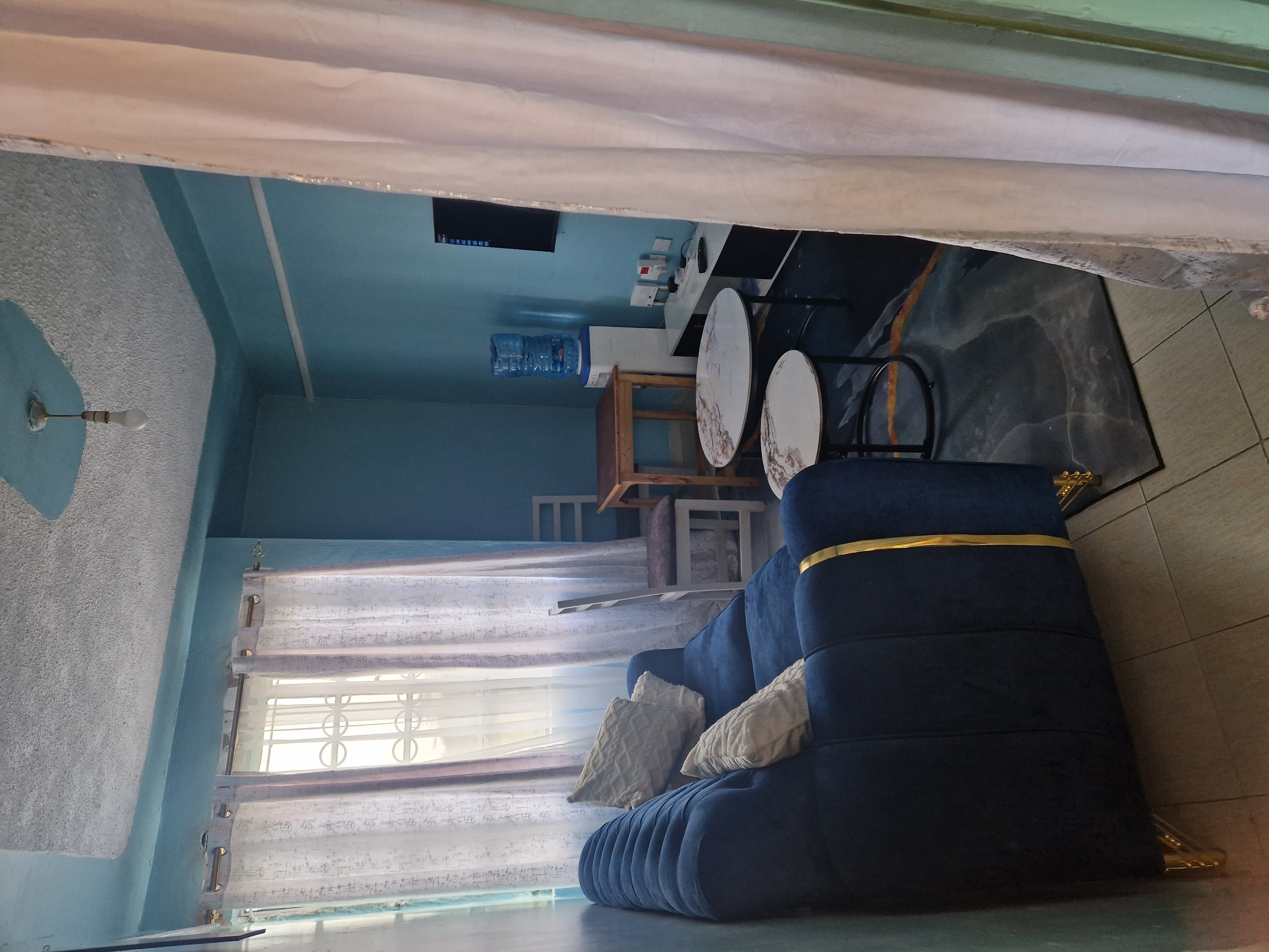 Beautiful 1 bedroom apartment - Image 1