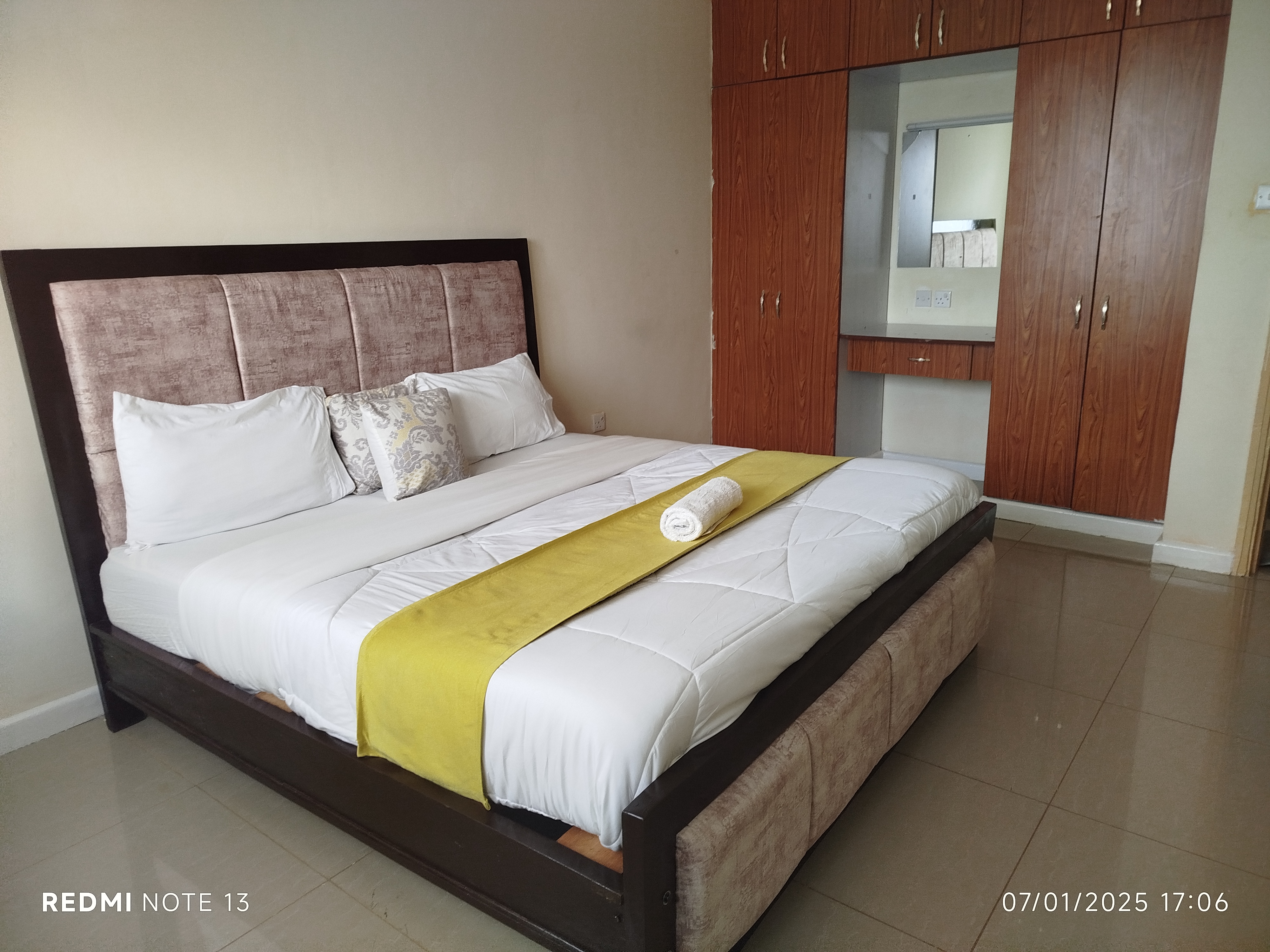 Nyota Stays - Image 1