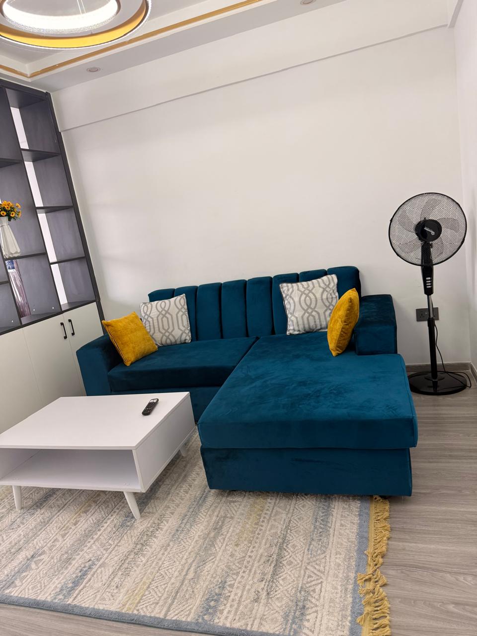 Elegant studio Alina ridge