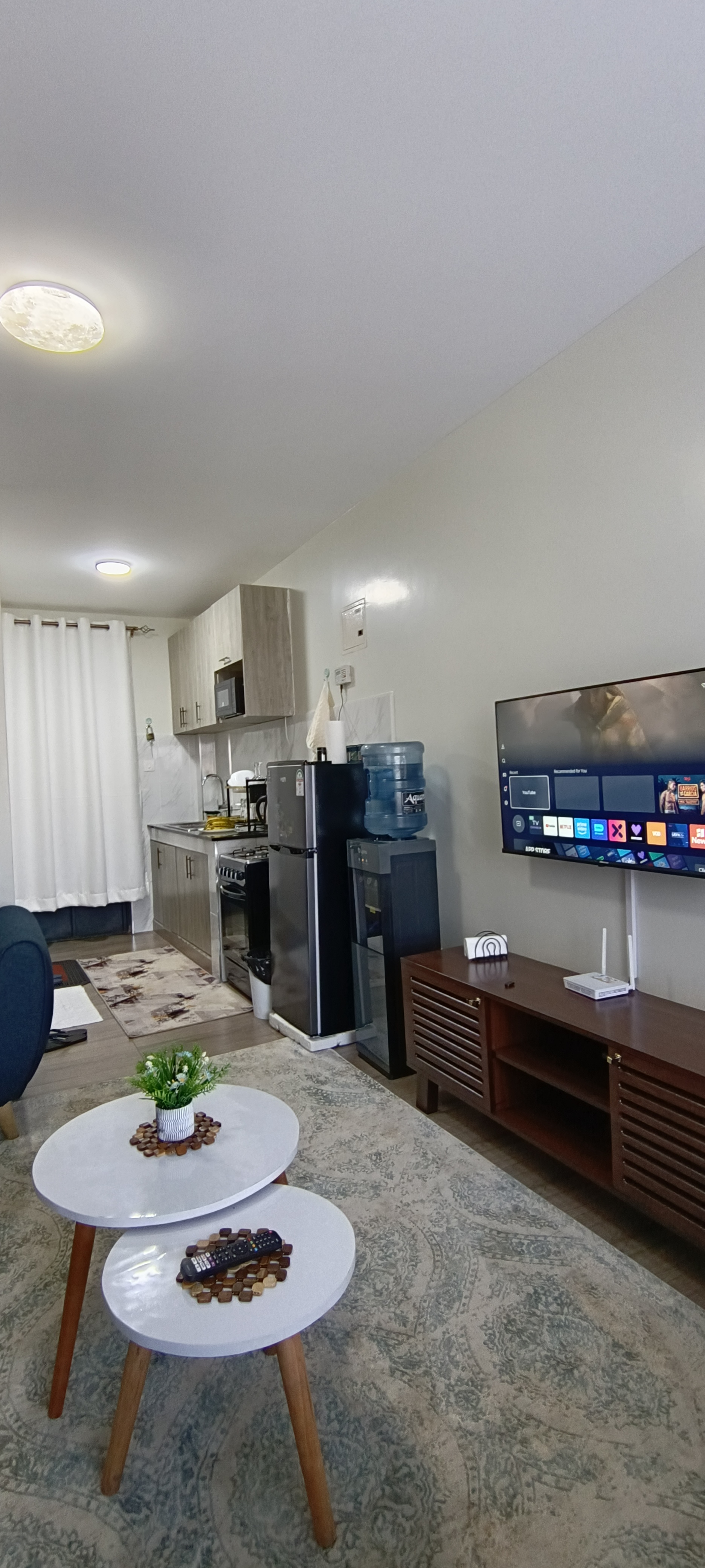 Affordable Executive Studio Apartment with a touch of class and style