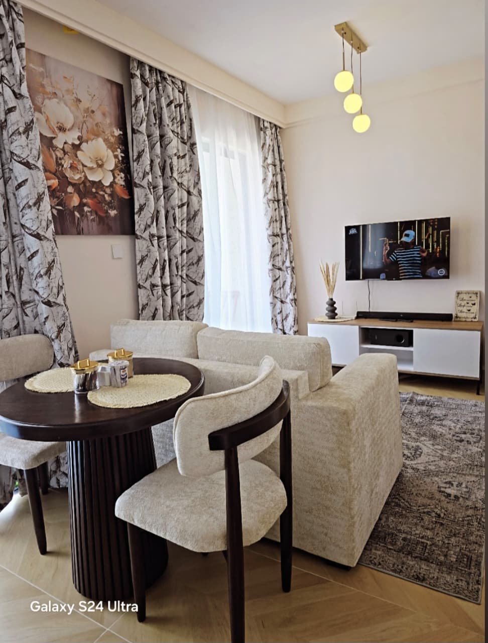 Cosy Studio Airbnb with a balcony In Syokimau - Image 1