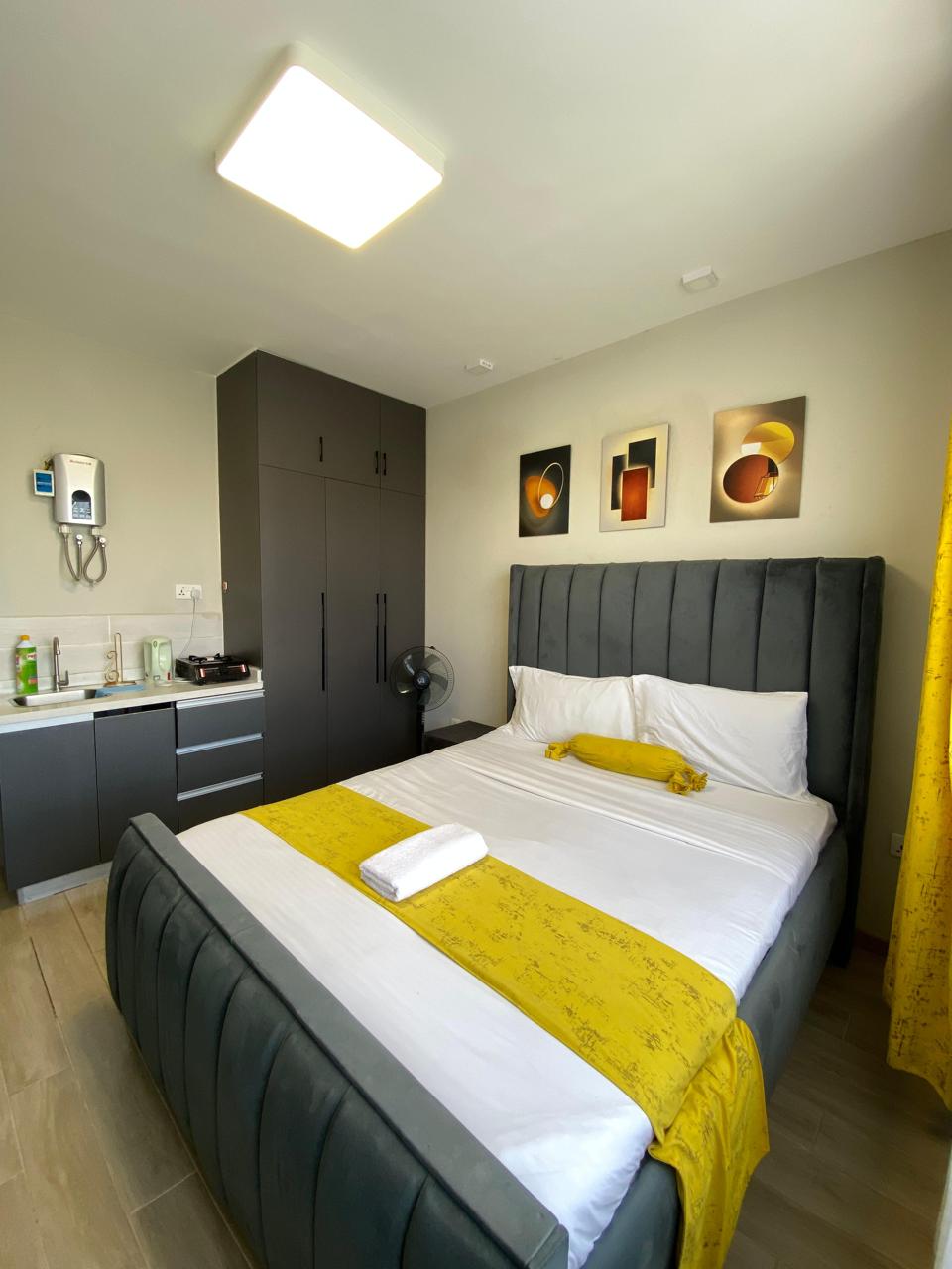 Cosy Studio Airbnb near SGR - Image 1