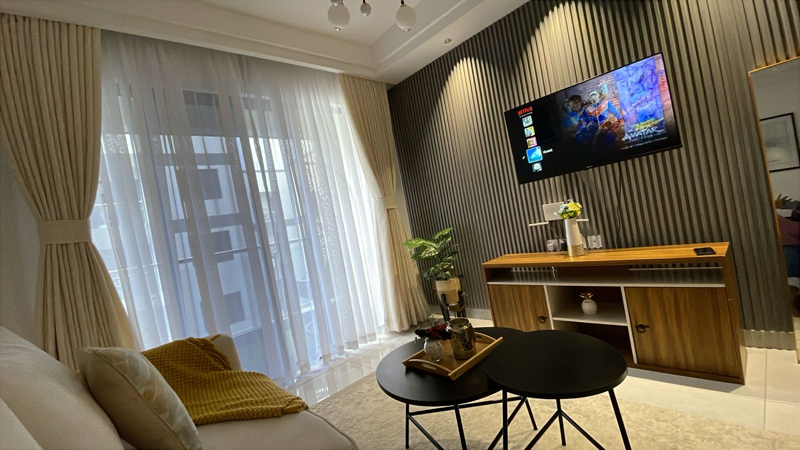 Luxury 1-bedroom apartment