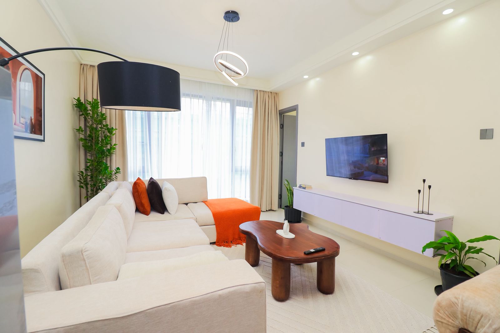 Luxury 1BR Westlands|Gym&InfinityPool|Fast WiFi|Near GTC