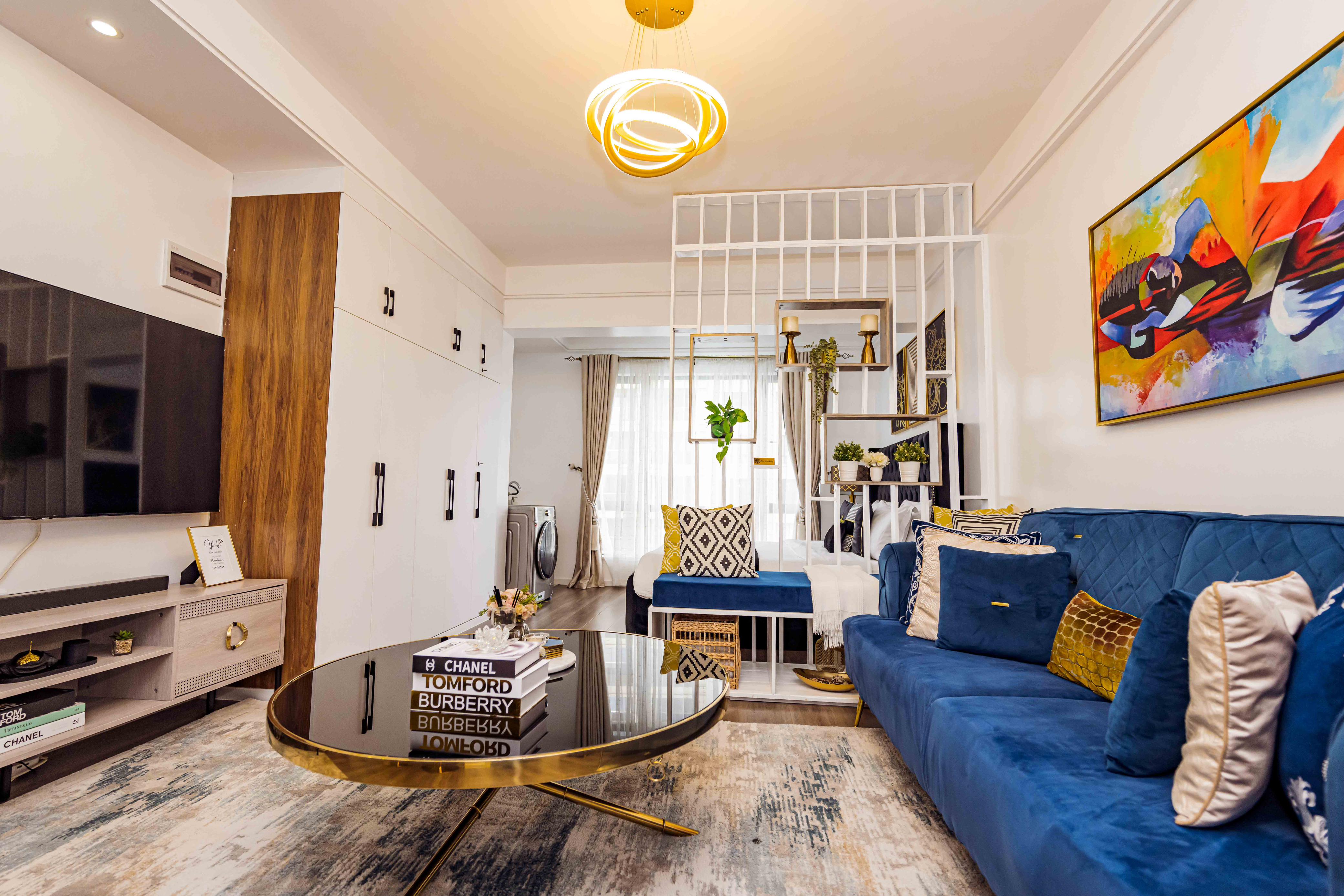 New Contemporary and Open-Concept Luxury Studio