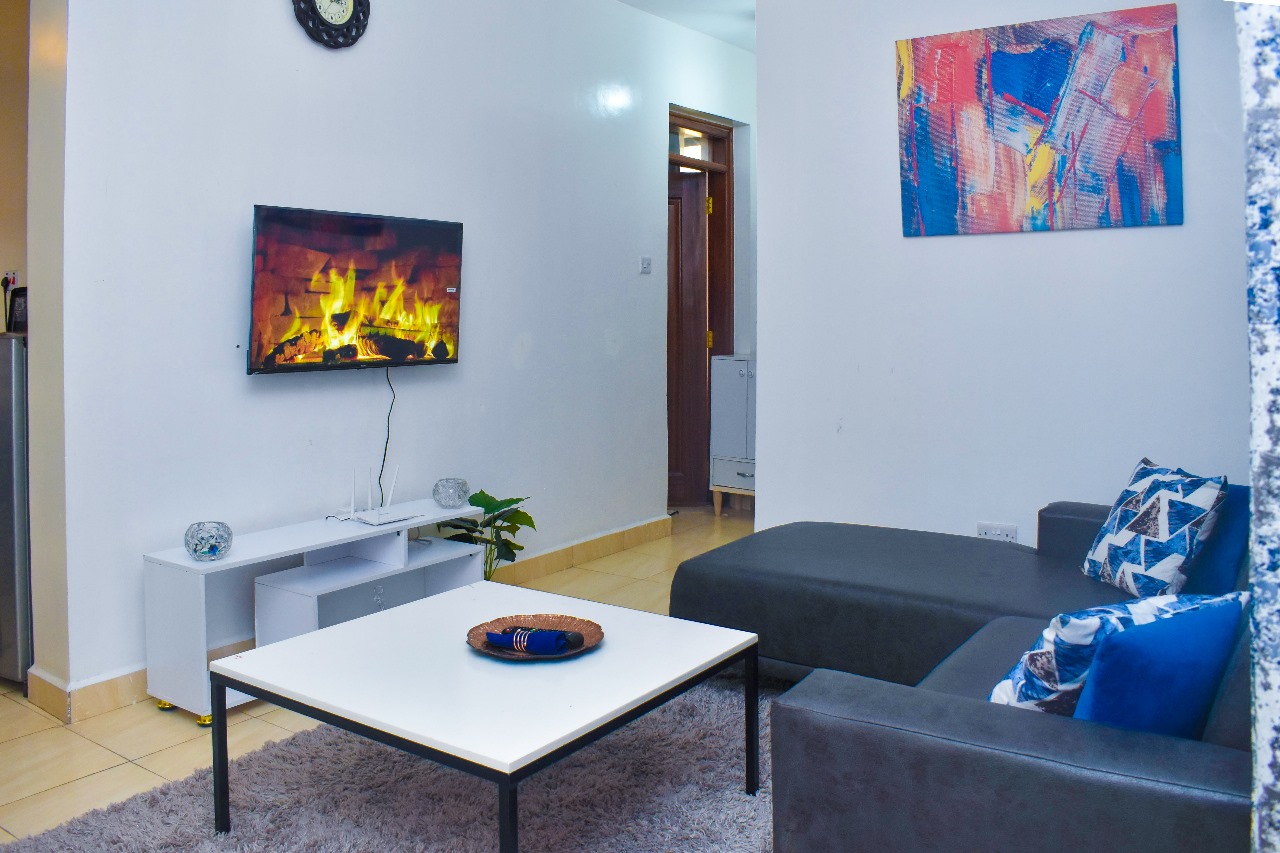 Beautiful and luxurious 1 bedroom - Image 1