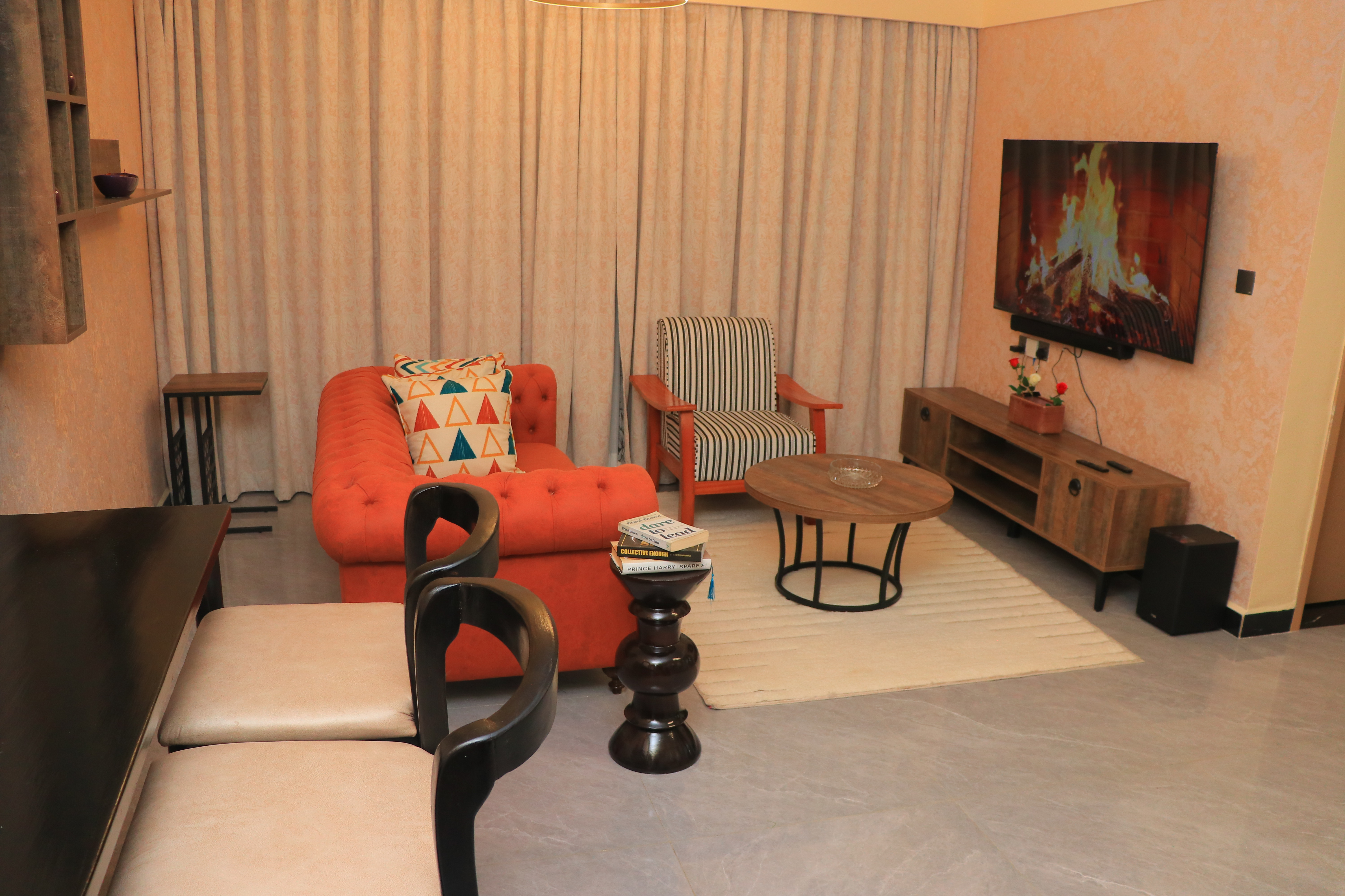 Luxury Apartments with Amazing Nairobi Park Views - Image 1