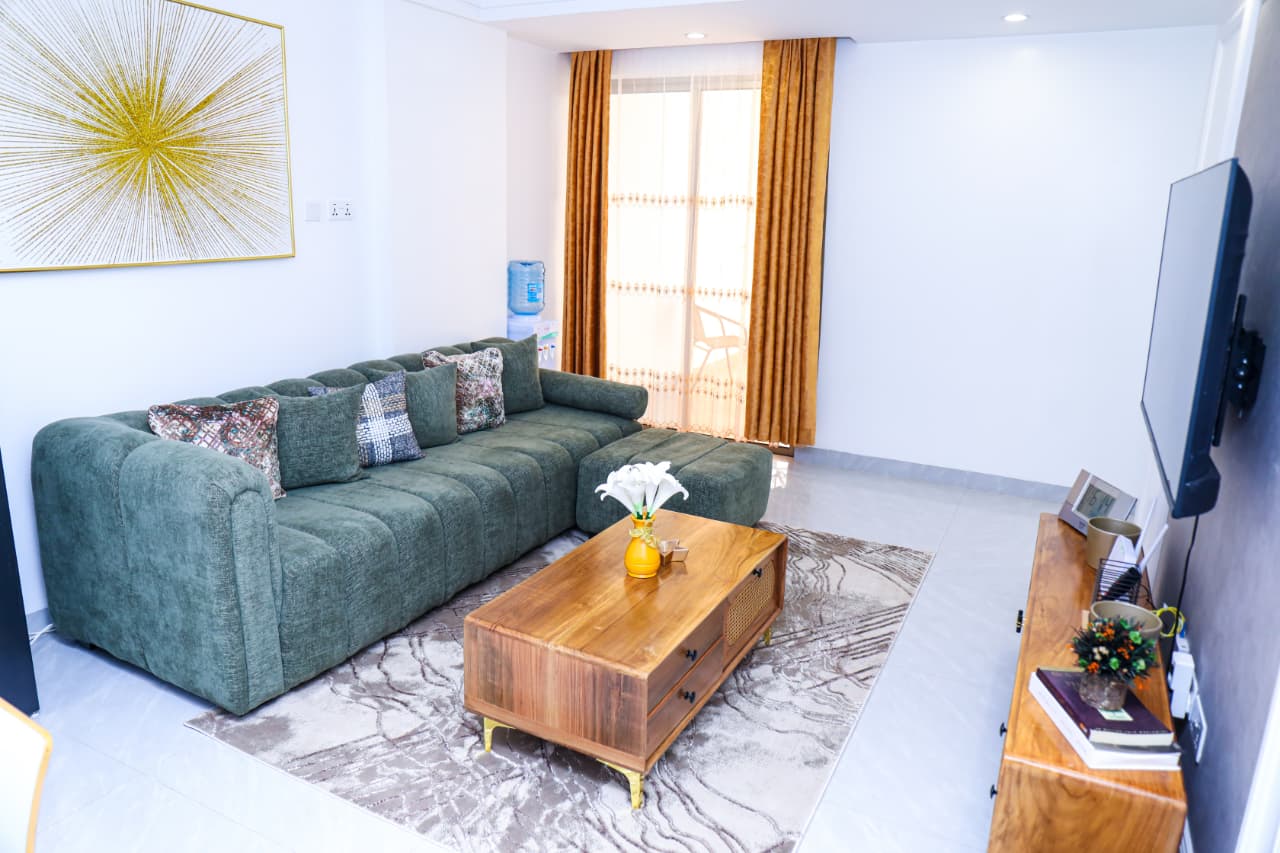 Cozy, Classy & Convenient – 1 Bedroom close to  Yaya Centre - Image 1