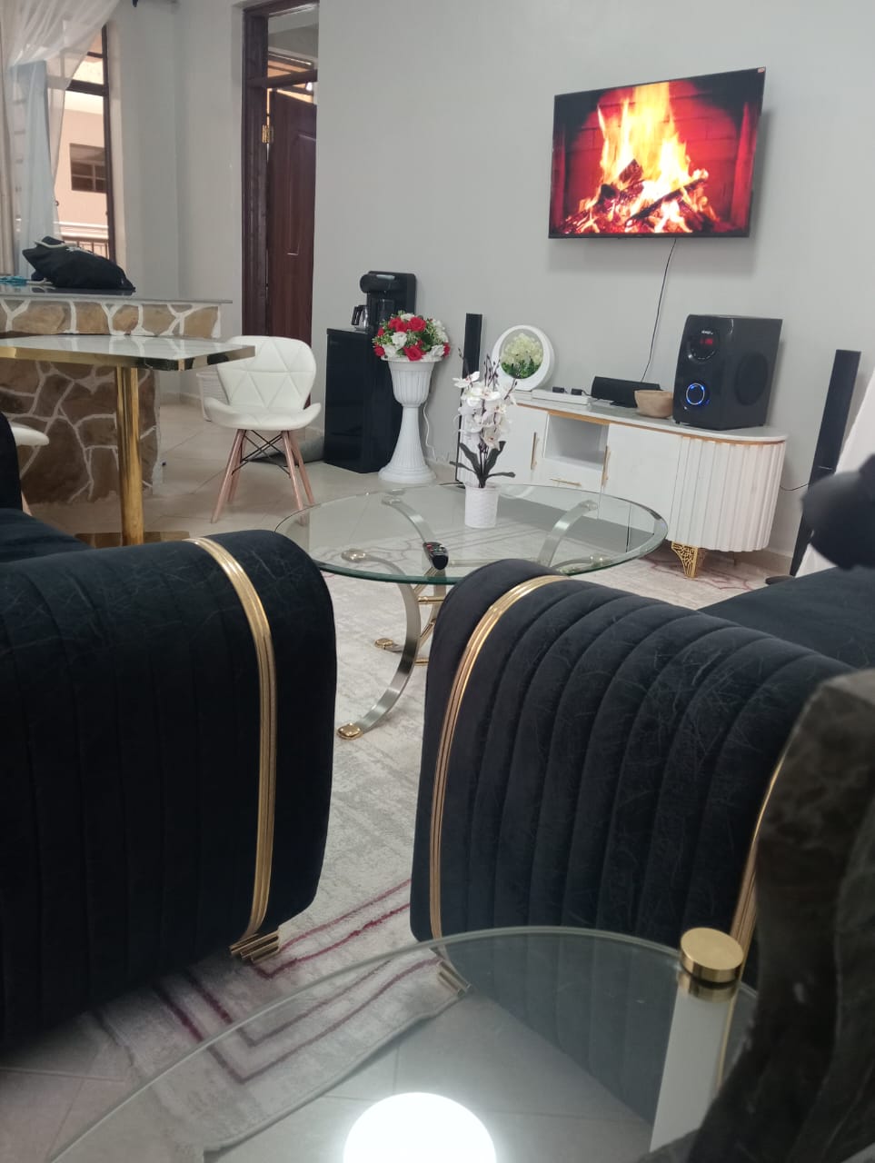 1bedroom in Nakuru in Whitehouse - Image 1