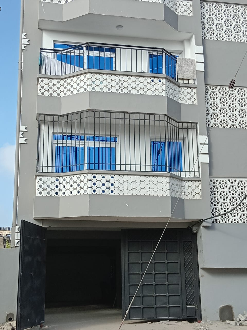 1 bedroom Bamburi - Image 1