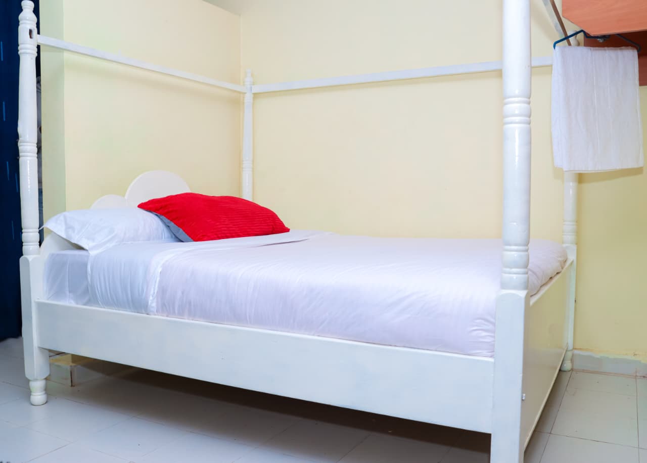 studio Near Galana petrol station Skuta - Image 1