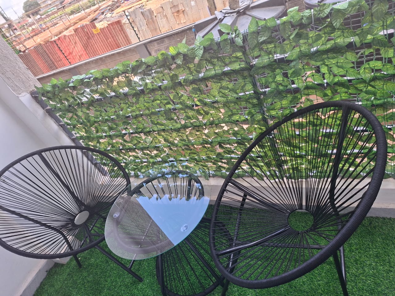 jojo staycation studio